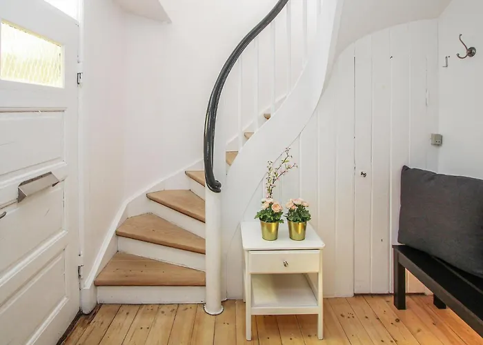 Fyrassistentens Apartment *